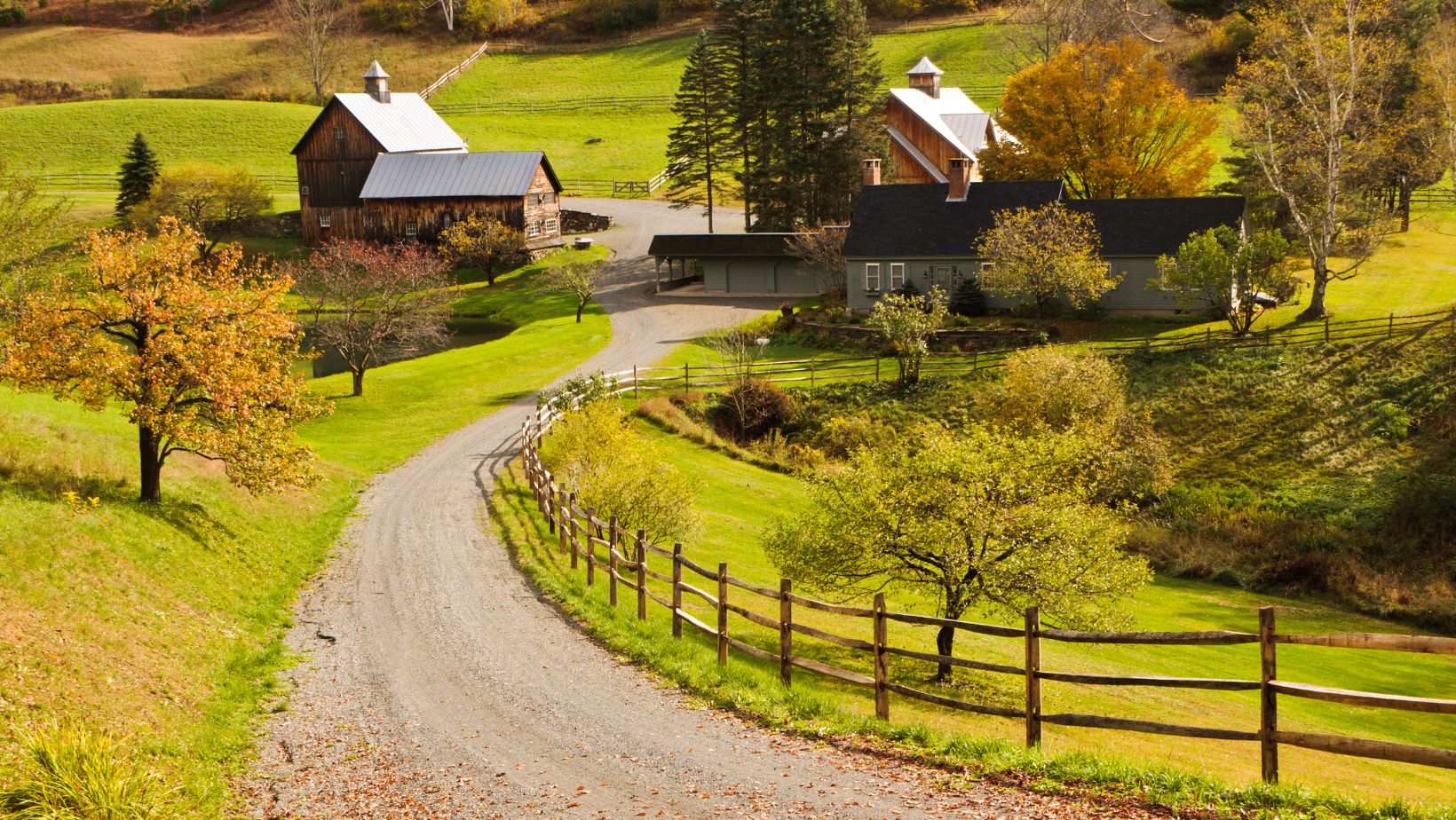 You are currently viewing Understanding Rustic Lifestyle Meaning: Embrace Simplicity and Nature for a Fulfilling Life